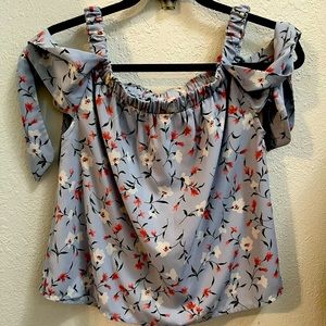 Cute shoulder blouse